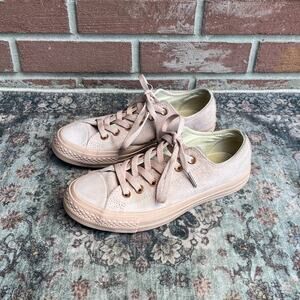 Converse Chuck Taylor All Star Low / Women7 Men5 / Pink Suede Rose Gold 158411C